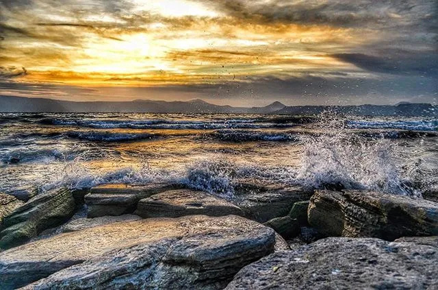 Pantai Populer di Samosir