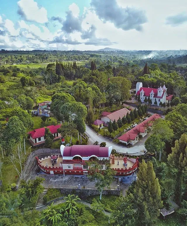 Taman Iman Sidikalang Dairi Danau Toba