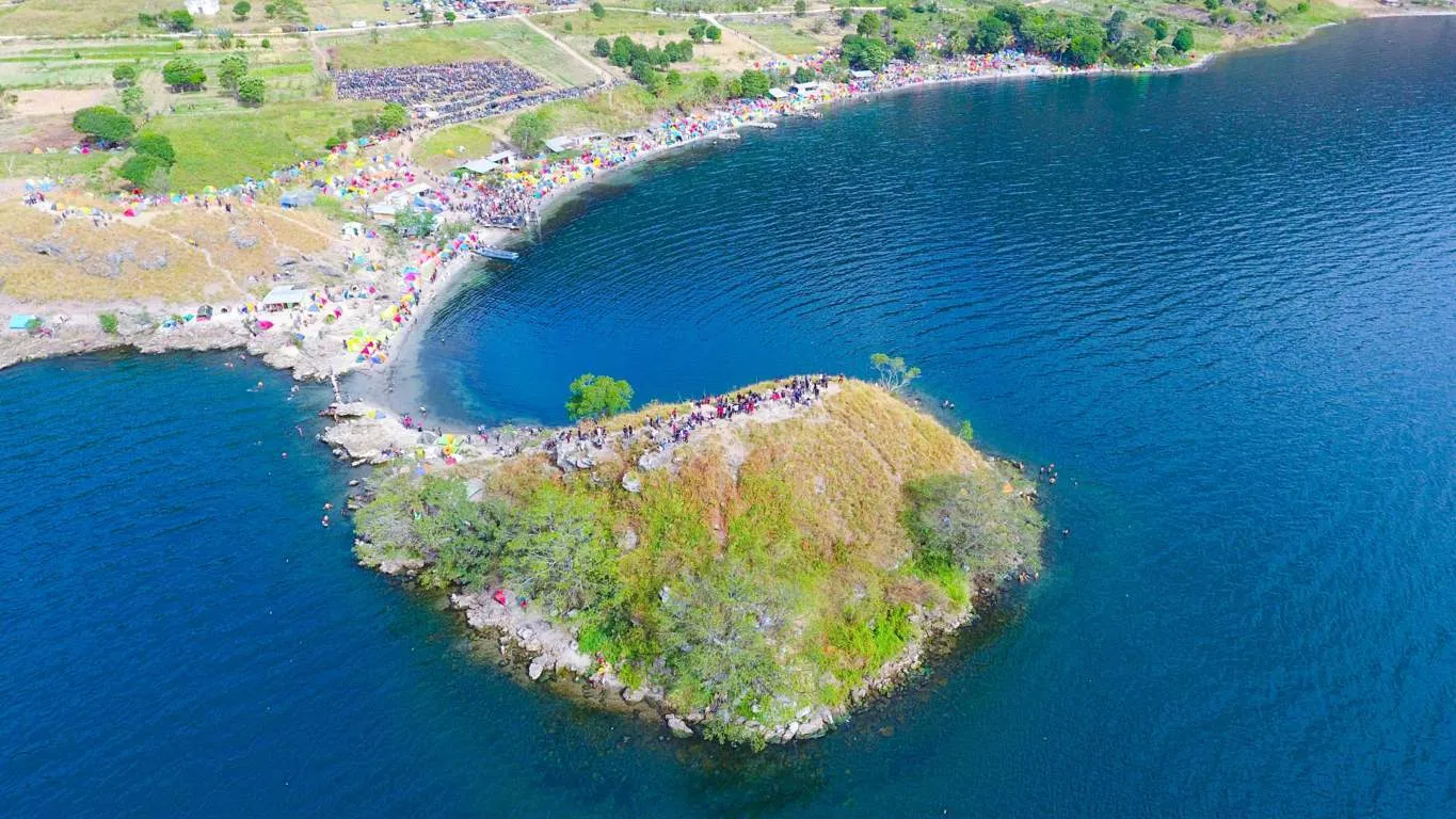 Tao Silalahi Kabupaten Dairi Danau Toba