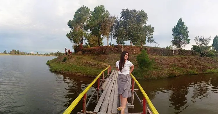 40857319 1935902643152911 5679661063489327263 N