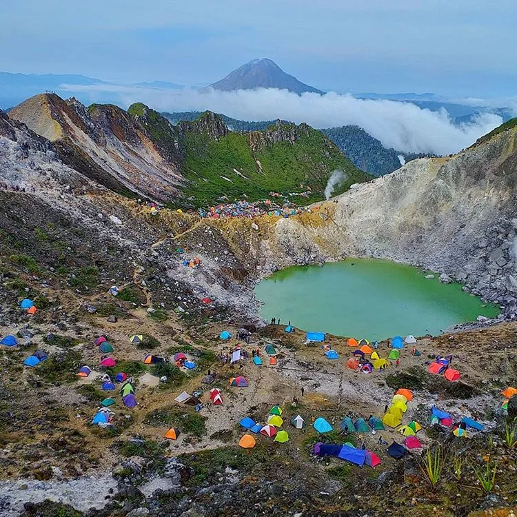 Kawah Gunung Sibayak