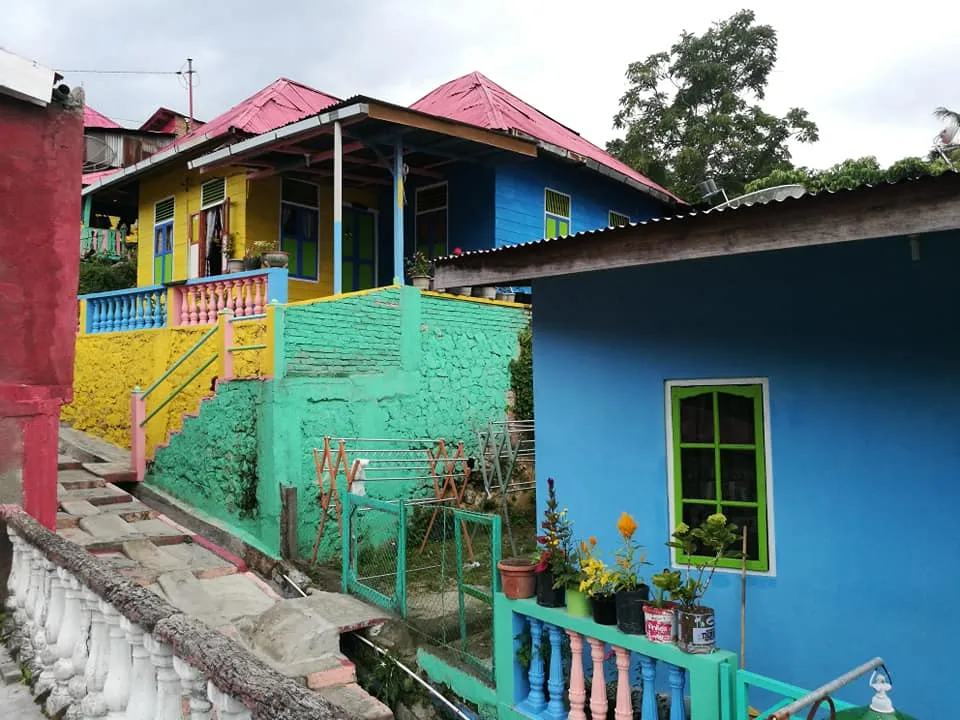 Kampung Warna Warni Parapat