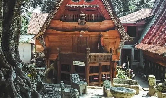 Tempat Pacung Kaki Huta Siallagan